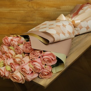 Hermossa Rose